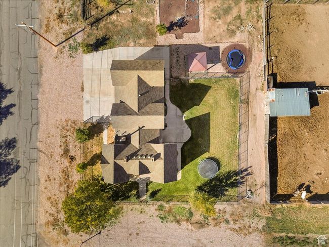 7 200, House other with 6 bedrooms, 4 bathrooms and 3 parking in Scipio UT | Image 38