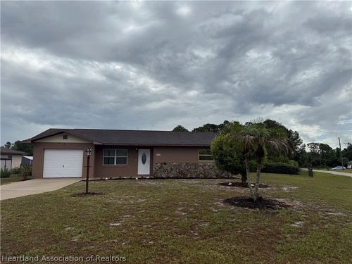 116 Walker Ave Ne, LAKE PLACID, FL, 33852-8827 | Card Image