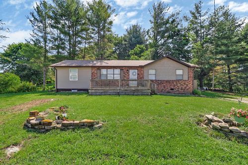 730 Iris Ave, Jamestown, TN, 38556-5959 | Card Image