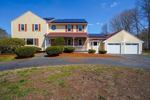 45 Grove St, Lexington, MA, 02420-1601 | Card Image