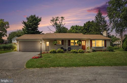 809 Sentz Dr, MOUNT JOY, PA, 17552-9719 | Card Image