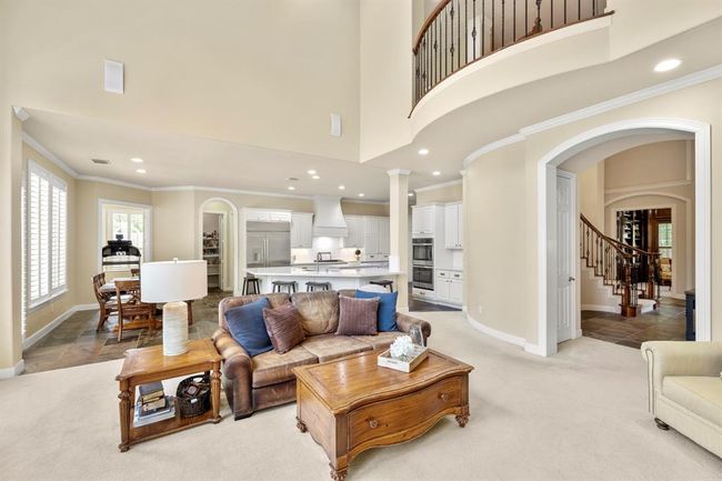 99 S Shawnee Ridge Cir, House other with 4 bedrooms, 4 bathrooms and 3 parking in The Woodlands TX | Image 12