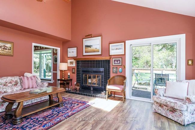 248504 5 Sideroad, House other with 3 bedrooms, 3 bathrooms and 18 parking in Mono ON | Image 20