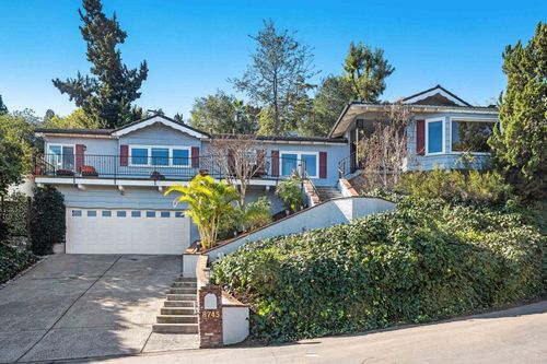 8745 Glenira Ave, La Mesa, CA, 91941-5407 | Card Image
