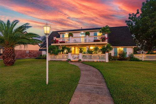 1902 Port Royal Dr, Houston, TX, 77058-4220 | Card Image