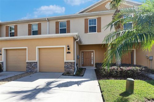 8421 Pine River Road, TAMPA, FL, 33637 | Card Image