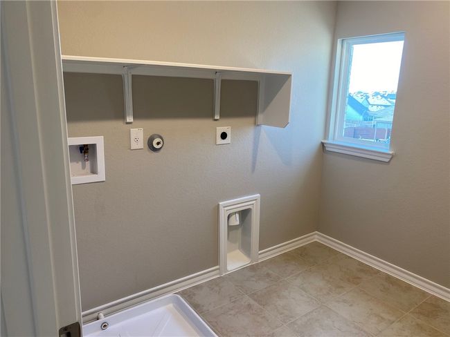 670 Pepperbark Loop, House other with 4 bedrooms, 3 bathrooms and null parking in Buda TX | Image 22