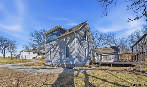 211 Mulberry St, Oakland, IA, 51560-4033 | Card Image