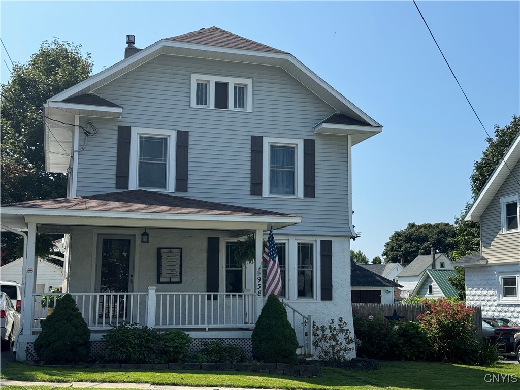 Salina St, Watertown, NY 13601