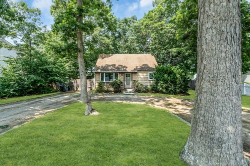 59 Probst Dr, Shirley, NY, 11967-3316 | Card Image