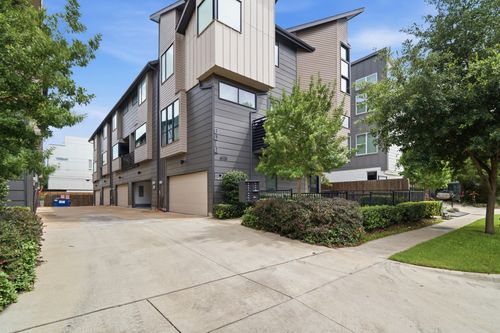 2-6016 Hudson St, Dallas, TX, 75206-8932 | Card Image