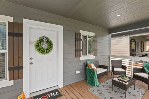 617 S State Ave, Newport, WA, 99156-9249 | Card Image