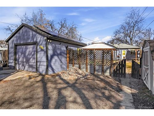 2057 Ironton St, Aurora, CO, 80010-1243 | Card Image