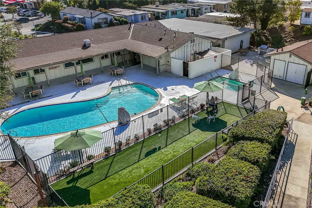 Manufactured In Park in Fallbrook 3