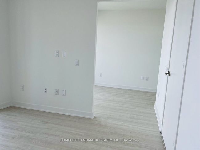 2208 - 3883 Quartz Rd, Condo with 1 bedrooms, 1 bathrooms and 1 parking in Mississauga ON | Image 10