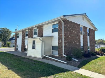 808 3rd Street, Home with 7 bedrooms, 2 bathrooms and null parking in Perry IA | Image 3