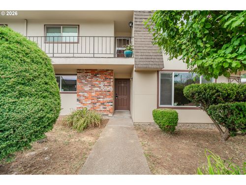 10-18435 Ne Glisan St, Portland, OR, 97230 | Card Image