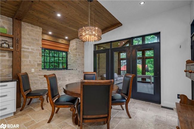 146 Rexway Dr, House other with 3 bedrooms, 3 bathrooms and 6 parking in Georgetown ON | Image 6