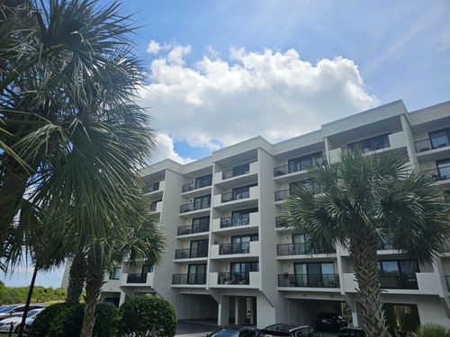 741 Retreat Beach Cir, Pawleys Island, SC, 29585-5103 | Card Image