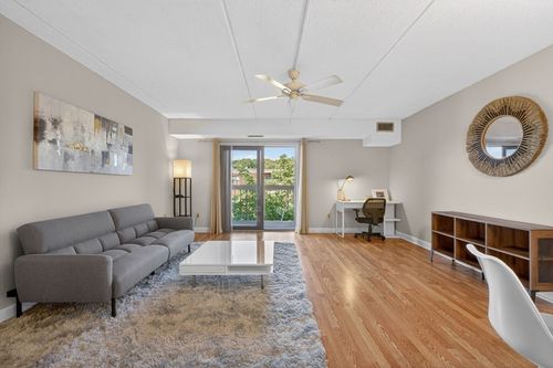 54a-159 Main St, Stoneham, MA, 02180-1617 | Card Image