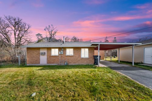 2225 E Fardown Ave, Holladay, UT, 84121-1410 | Card Image