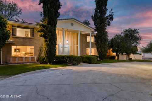 6727 N Pomelo Drive, Tucson, AZ, 85704 | Card Image