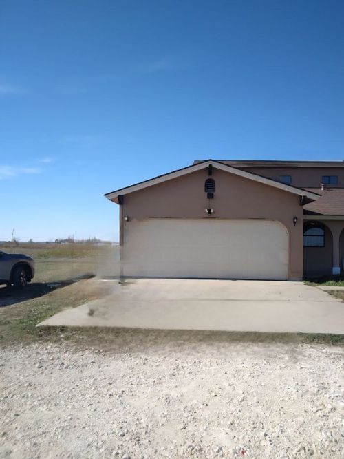 13727 Abrahamson Rd, Manor, TX, 78653-3813 | Card Image