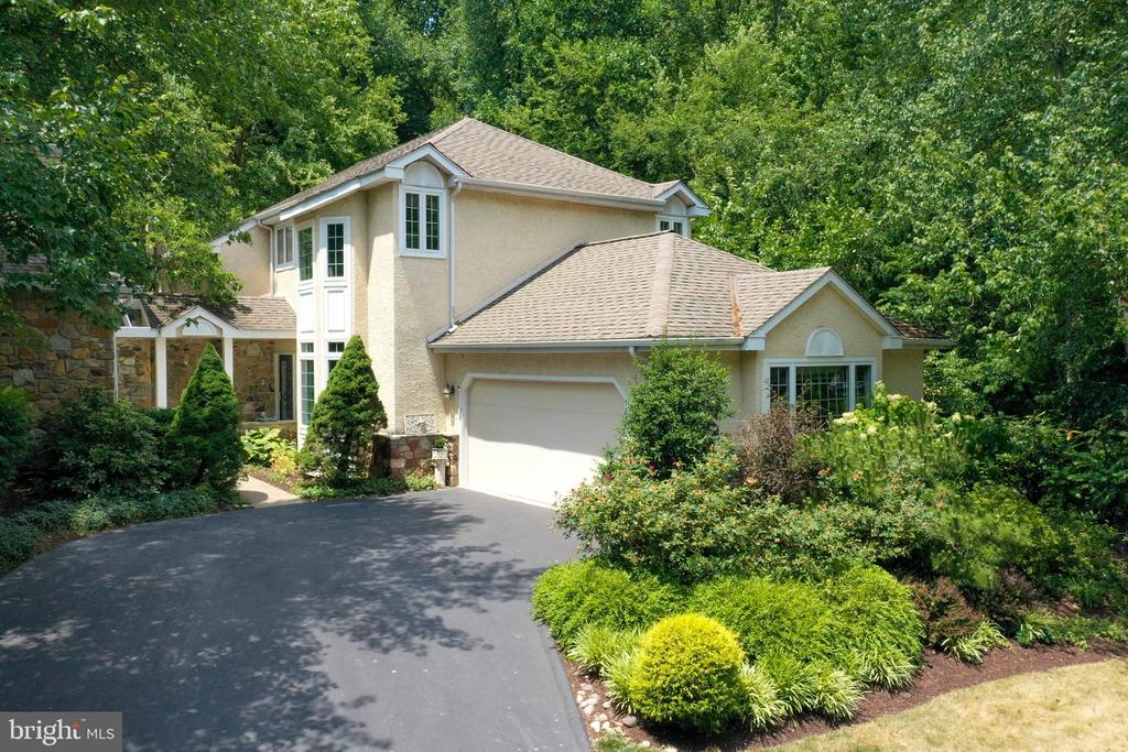 Piqua Cir, Berwyn, PA 19312