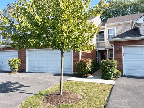 744 Old Checker Rd, Buffalo Grove, IL, 60089-1684 | Card Image
