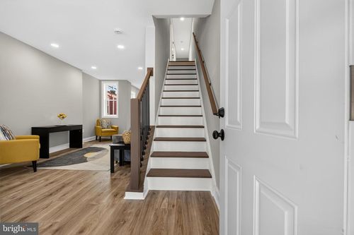1005 Maple St, WILMINGTON, DE, 19805-4307 | Card Image