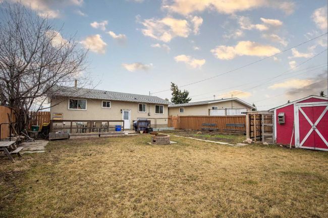 9244 110 Avenue, Home with 4 bedrooms, 2 bathrooms and 4 parking in Grande Prairie AB | Image 22