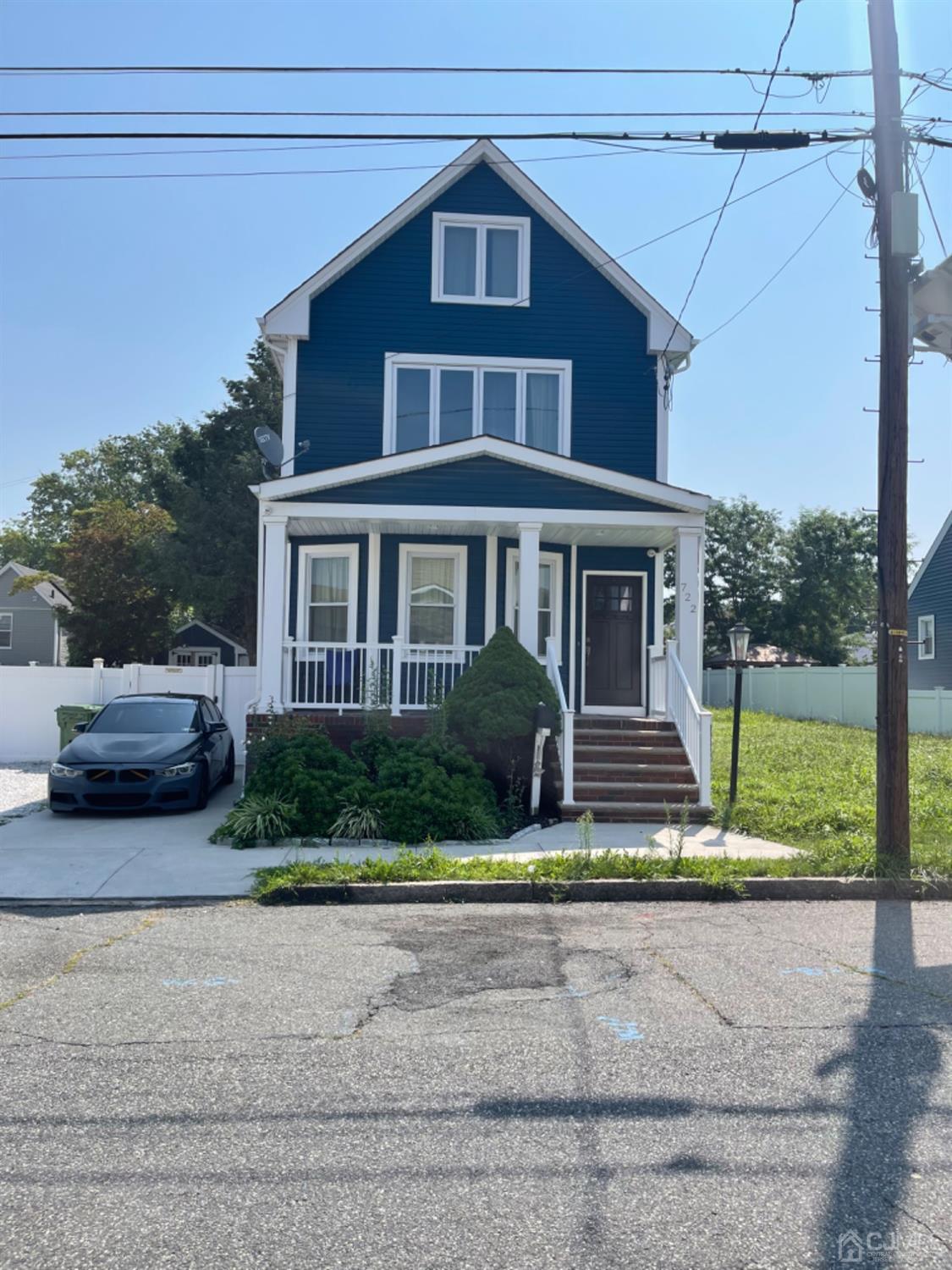 Donald Ave, Perth Amboy, NJ 08861