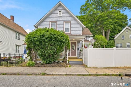182 Broad St, Norwich, CT, 06360-3636 | Card Image