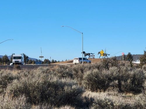 319 Sw Tom Mccall Road, Prineville, OR, 97754 | Card Image