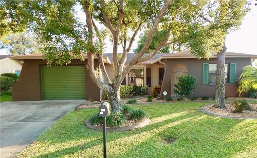 8220 Westfield Dr, PORT RICHEY, FL, 34668-4257 | Card Image