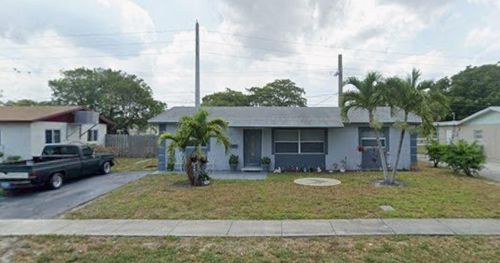 1661 Nw 2nd Ter, Pompano Beach, FL, 33060-5223 | Card Image