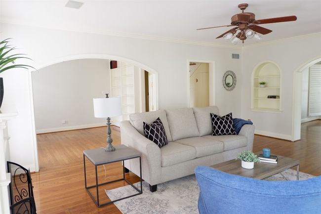 2203 Griswold Ln, House other with 4 bedrooms, 4 bathrooms and 4 parking in Austin TX | Image 7