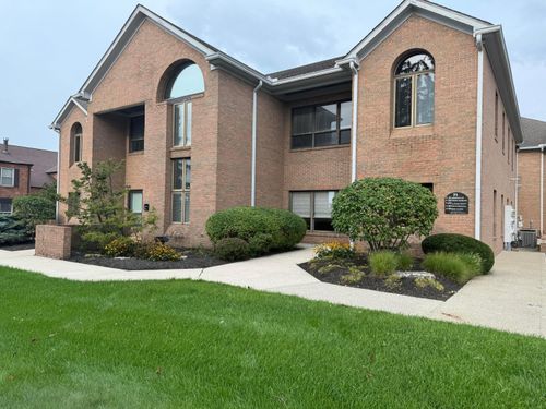 a5-71 E Wilson Bridge Road, Worthington, OH, 43085 | Card Image