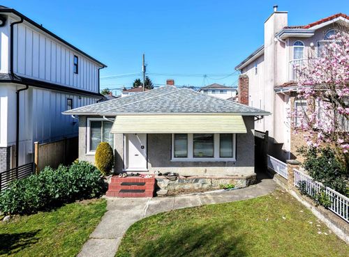571 57th Avenue, Vancouver, BC, V5X1T1 | Card Image
