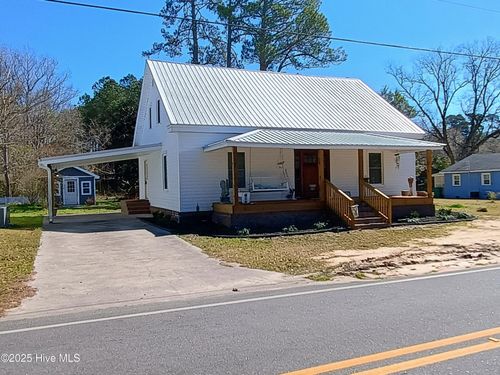 101 Cedar St, Cerro Gordo, NC, 28430-9501 | Card Image