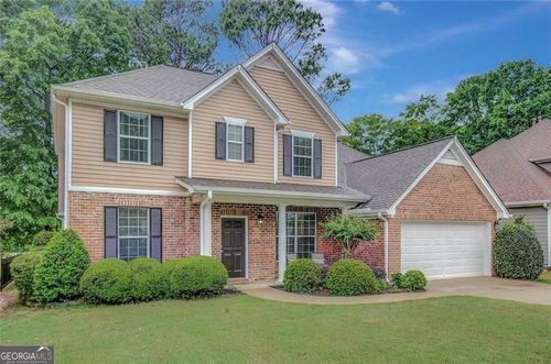 38 Greenview Dr, Newnan, GA, 30265-5690 | Card Image