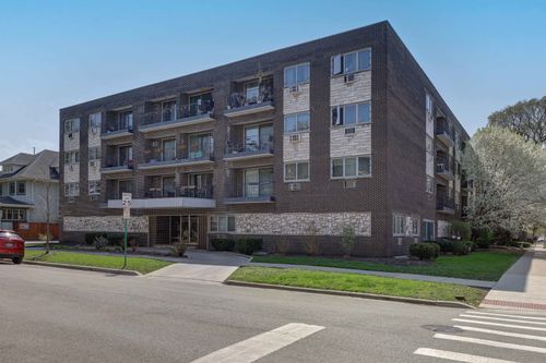 apt-2f-401 Grove Ave, Oak Park, IL, 60302-3854 | Card Image