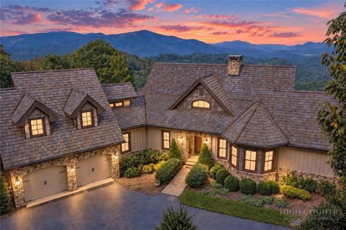 133 Summit Ledges Ln, Banner Elk, NC, 28604-8450 | Card Image