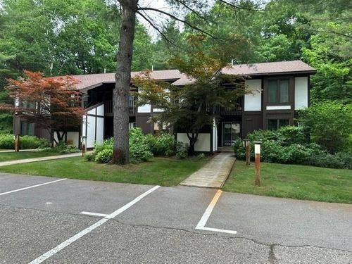 6845 Pinebrook Dr, Bellaire, MI, 49615-9295 | Card Image