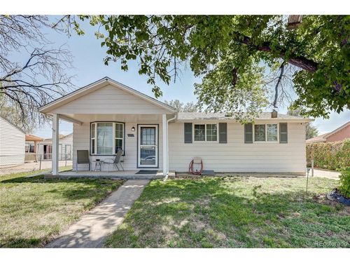 7980 Idlewild St, Commerce City, CO, 80022-1088 | Card Image