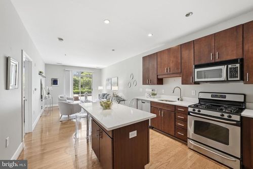 105-1800 Wilson Blvd, ARLINGTON, VA, 22201-6602 | Card Image