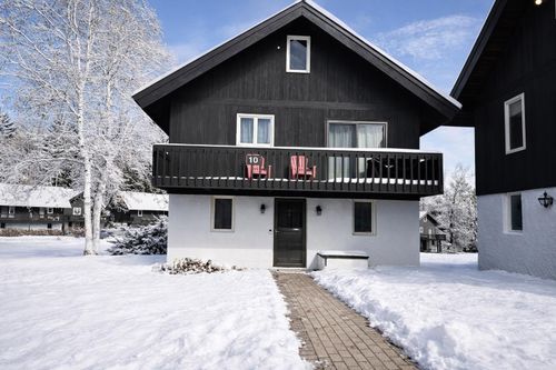 f1-10 Byington Ln, Winhall, VT, 05340 | Card Image