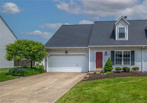 37467 Sturbridge Ln, Willoughby, OH, 44094-6428 | Card Image