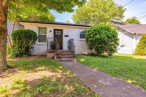 1605 16th Ave N, Nashville, TN, 37208-2042 | Card Image