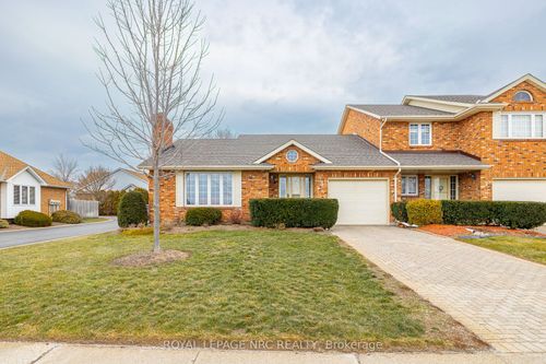 3-2720 Mewburn Road, Niagara Falls, ON, L2J4J5 | Card Image